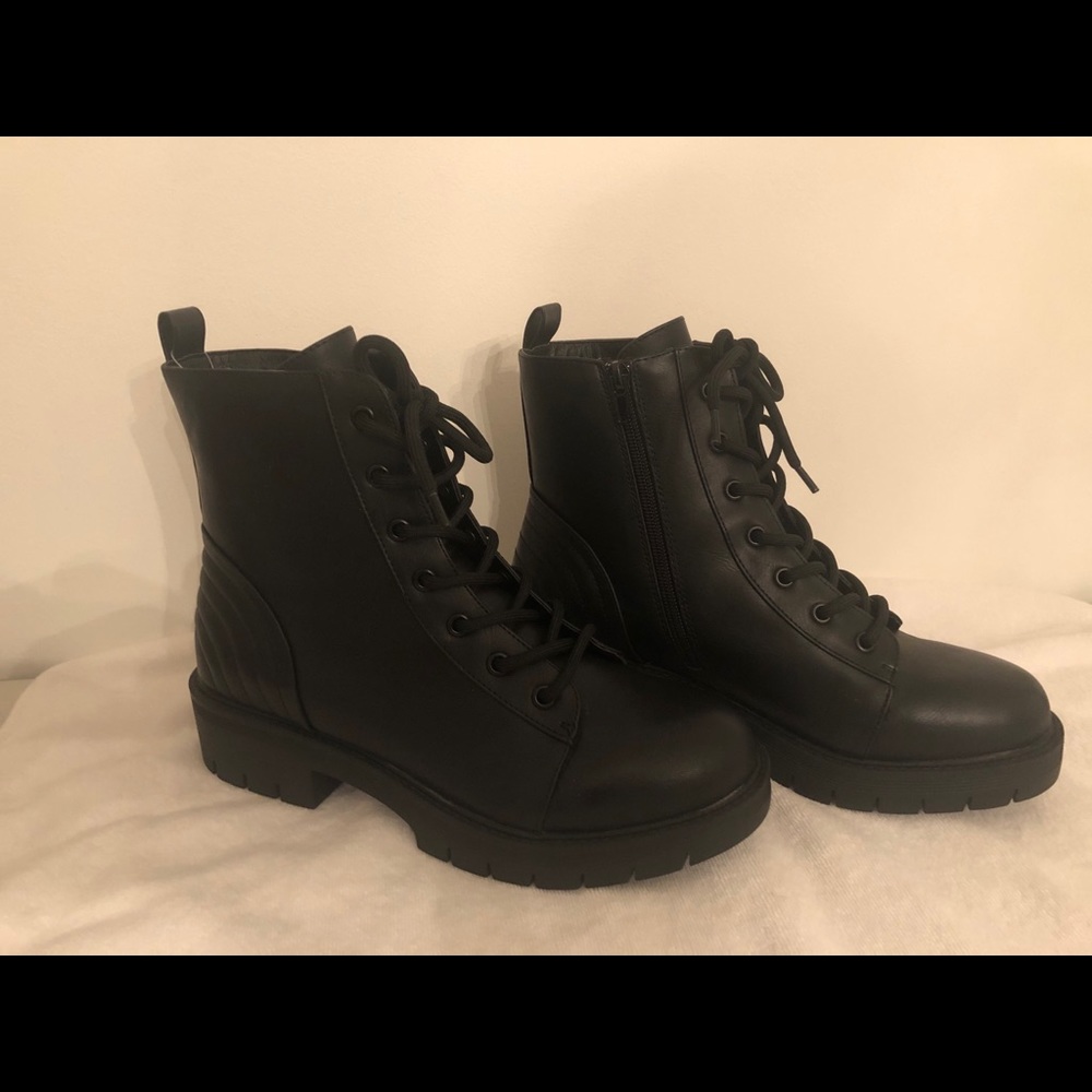 Logan MIA Women's Size 9M  Black Combat Boot NEW